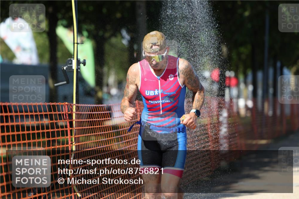 07.09.2025 - 19. Norderstedt Triathlon Michael Strokosch http://msf.ph/oto/8756821 07.09.2025 14:54:32 Laufen 388, 393, 422, 1020 meine-sportfotos.de
