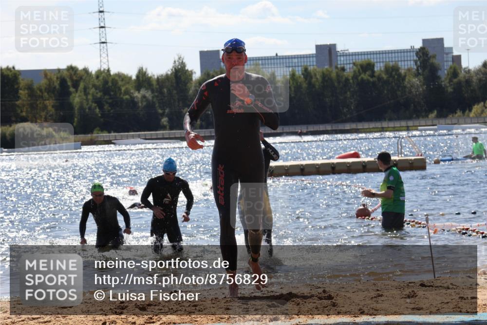 07.09.2025 - 19. Norderstedt Triathlon Luisa Fischer http://msf.ph/oto/8756829 07.09.2025 13:30:18 Schwimmen 980, 981, 986, 1009 meine-sportfotos.de