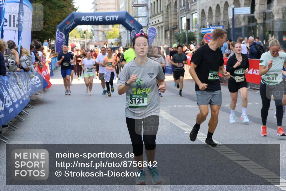 07.09.2025 - BARMER Alsterlauf Strokosch-Dieckow http://msf.ph/oto/8756842 07.09.2025 10:13:49 Ziel 2073, 2232, 2264, 2296, 2403, 2688, 3236, 3346, 3503, 3504, 3697, 3734, 3735, 3929, 4213, 4489, 4553, 4699, 5062, 5277, 5278, 5468, 5795, 5830, 6145, 6165, 6282, 6284, 6337, 8101, 8120, 8195, 8224, 8226, 8257 meine-sportfotos.de