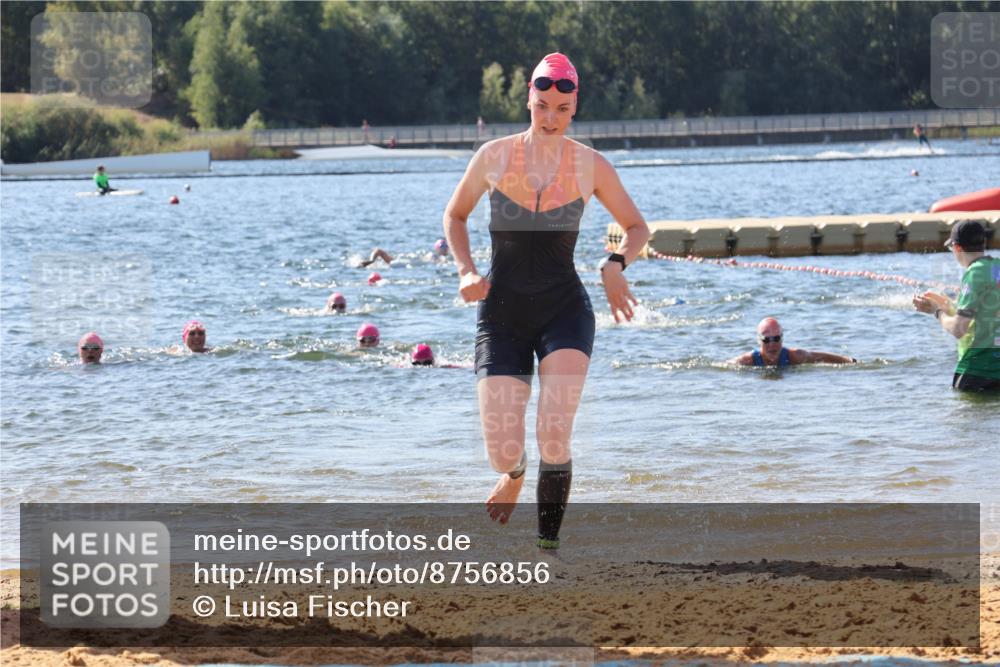 07.09.2025 - 19. Norderstedt Triathlon Luisa Fischer http://msf.ph/oto/8756856 07.09.2025 11:46:38 Schwimmen 244, 258, 724, 737, 1251 meine-sportfotos.de