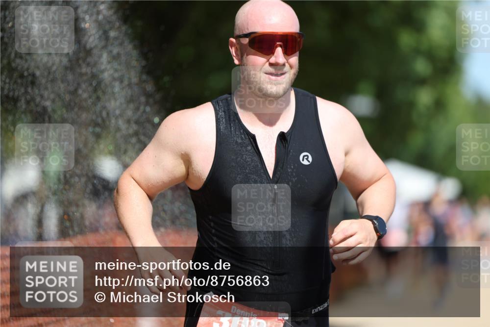 07.09.2025 - 19. Norderstedt Triathlon Michael Strokosch http://msf.ph/oto/8756863 07.09.2025 12:50:37 Laufen 182, 236, 308, 1293 meine-sportfotos.de