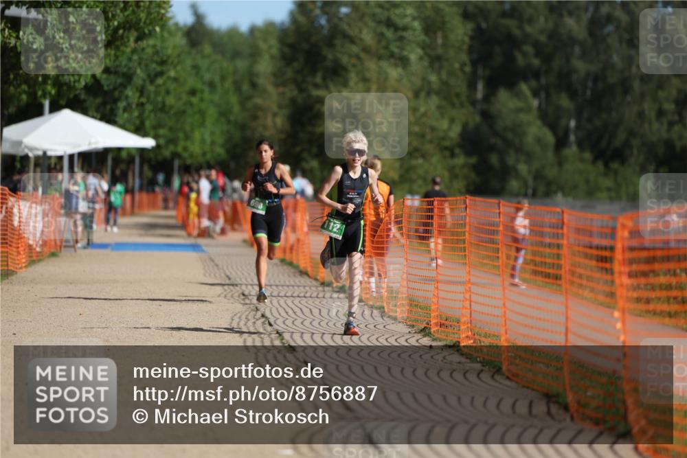 07.09.2025 - 19. Norderstedt Triathlon Michael Strokosch http://msf.ph/oto/8756887 07.09.2025 10:42:39 Laufen 112, 652, 672, 690 meine-sportfotos.de