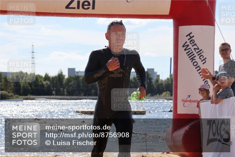 07.09.2025 - 19. Norderstedt Triathlon Luisa Fischer http://msf.ph/oto/8756908 07.09.2025 13:30:27 Schwimmen 980, 981, 1009, 1018 meine-sportfotos.de