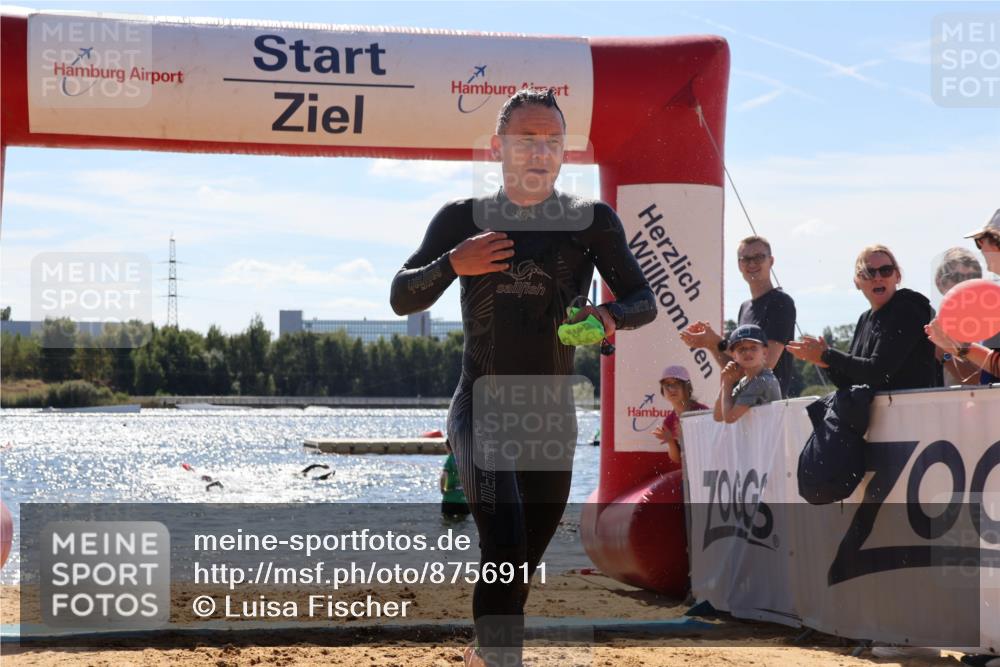 07.09.2025 - 19. Norderstedt Triathlon Luisa Fischer http://msf.ph/oto/8756911 07.09.2025 13:30:27 Schwimmen 980, 981, 1009, 1018 meine-sportfotos.de