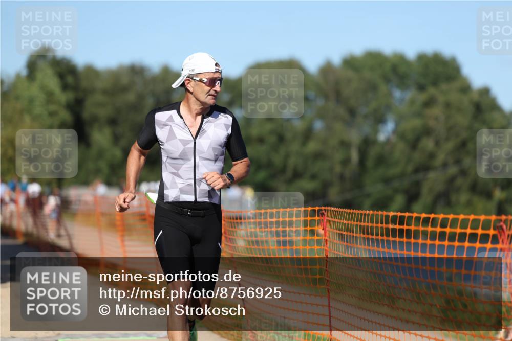 07.09.2025 - 19. Norderstedt Triathlon Michael Strokosch http://msf.ph/oto/8756925 07.09.2025 14:54:42 Laufen 964 meine-sportfotos.de