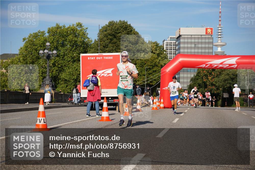 07.09.2025 - BARMER Alsterlauf Yannick Fuchs http://msf.ph/oto/8756931 07.09.2025 09:38:30 Laufen 4805, 2349 meine-sportfotos.de
