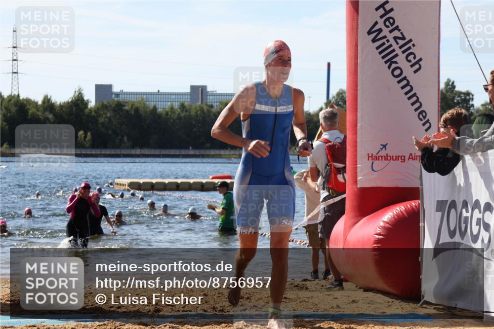 07.09.2025 - 19. Norderstedt Triathlon Luisa Fischer http://msf.ph/oto/8756957 07.09.2025 11:46:52 Schwimmen 1248, 1251, 1382 meine-sportfotos.de