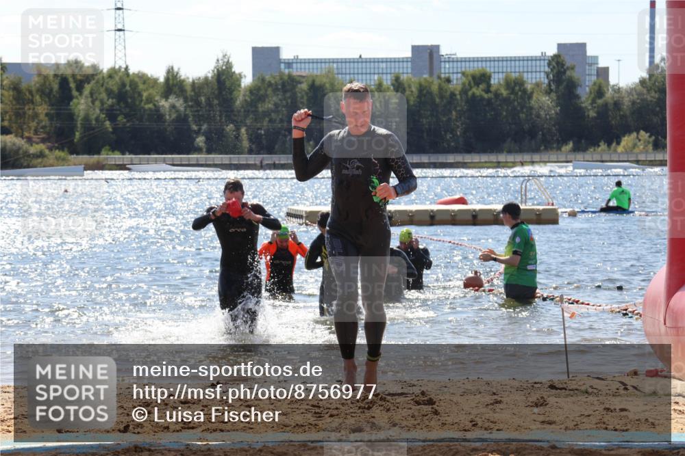 07.09.2025 - 19. Norderstedt Triathlon Luisa Fischer http://msf.ph/oto/8756977 07.09.2025 13:30:45 Schwimmen 958, 971, 1039 meine-sportfotos.de