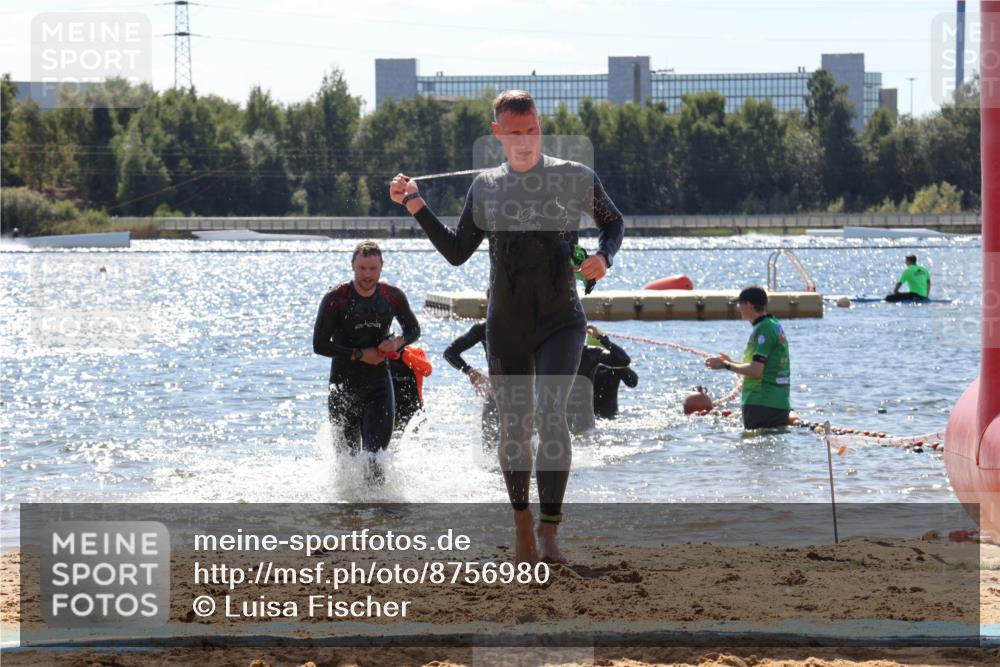 07.09.2025 - 19. Norderstedt Triathlon Luisa Fischer http://msf.ph/oto/8756980 07.09.2025 13:30:45 Schwimmen 958, 971, 1039 meine-sportfotos.de