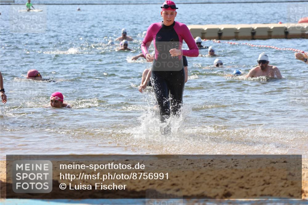 07.09.2025 - 19. Norderstedt Triathlon Luisa Fischer http://msf.ph/oto/8756991 07.09.2025 11:46:54 Schwimmen 1248, 1382 meine-sportfotos.de