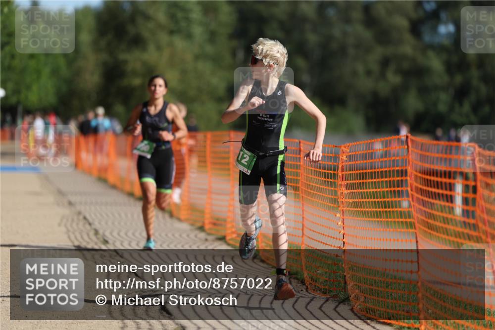 07.09.2025 - 19. Norderstedt Triathlon Michael Strokosch http://msf.ph/oto/8757022 07.09.2025 10:42:42 Laufen 112, 690 meine-sportfotos.de