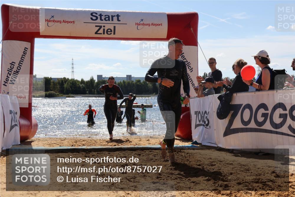 07.09.2025 - 19. Norderstedt Triathlon Luisa Fischer http://msf.ph/oto/8757027 07.09.2025 13:30:48 Schwimmen 958, 971, 995, 1039 meine-sportfotos.de