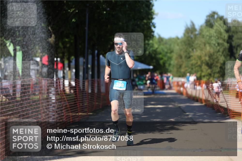 07.09.2025 - 19. Norderstedt Triathlon Michael Strokosch http://msf.ph/oto/8757058 07.09.2025 14:55:00 Laufen 398, 900 meine-sportfotos.de