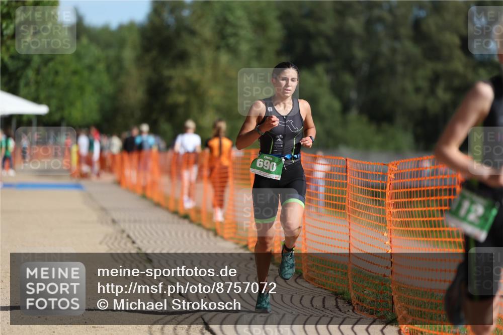 07.09.2025 - 19. Norderstedt Triathlon Michael Strokosch http://msf.ph/oto/8757072 07.09.2025 10:42:44 Laufen 112, 690 meine-sportfotos.de