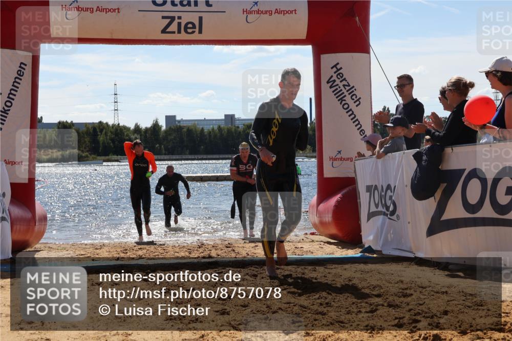 07.09.2025 - 19. Norderstedt Triathlon Luisa Fischer http://msf.ph/oto/8757078 07.09.2025 13:30:54 Schwimmen 872, 958, 971, 985, 995, 1401 meine-sportfotos.de