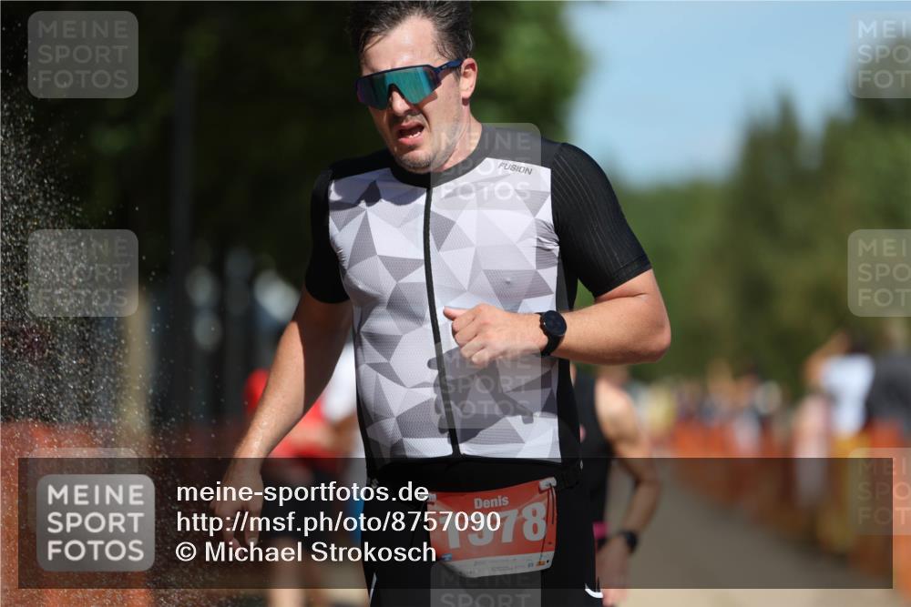07.09.2025 - 19. Norderstedt Triathlon Michael Strokosch http://msf.ph/oto/8757090 07.09.2025 12:50:47 Laufen 188, 792, 803, 1220, 1293, 1378 meine-sportfotos.de