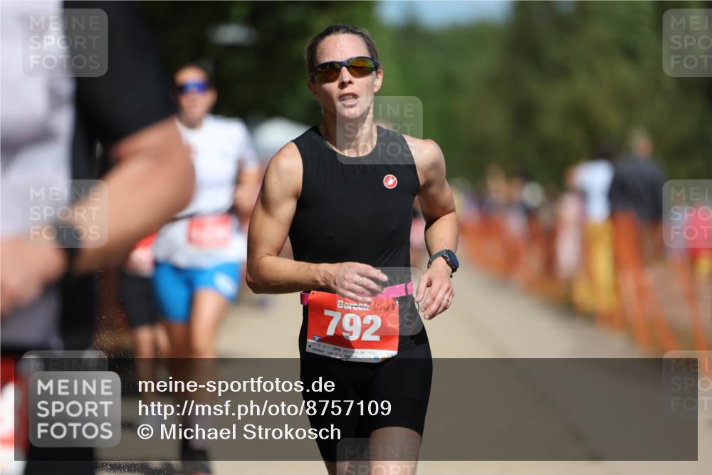 07.09.2025 - 19. Norderstedt Triathlon Michael Strokosch http://msf.ph/oto/8757109 07.09.2025 12:50:48 Laufen 188, 792, 803, 1220, 1293, 1378 meine-sportfotos.de