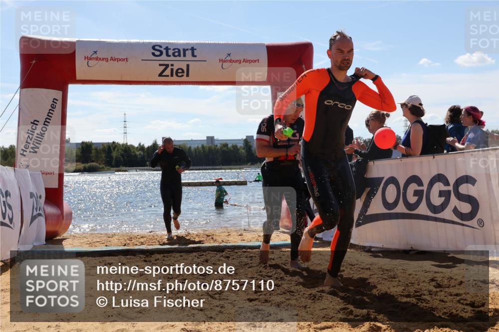 07.09.2025 - 19. Norderstedt Triathlon Luisa Fischer http://msf.ph/oto/8757110 07.09.2025 13:30:58 Schwimmen 872, 958, 971, 985, 995, 1401 meine-sportfotos.de