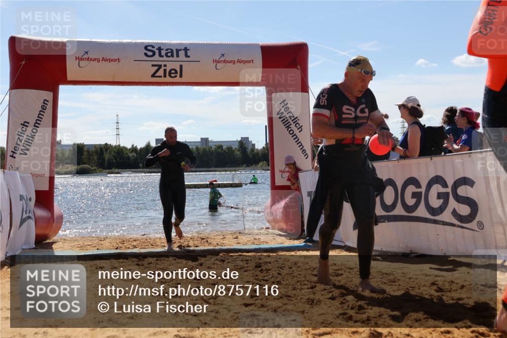 07.09.2025 - 19. Norderstedt Triathlon Luisa Fischer http://msf.ph/oto/8757116 07.09.2025 13:30:58 Schwimmen 872, 958, 971, 985, 995, 1401 meine-sportfotos.de