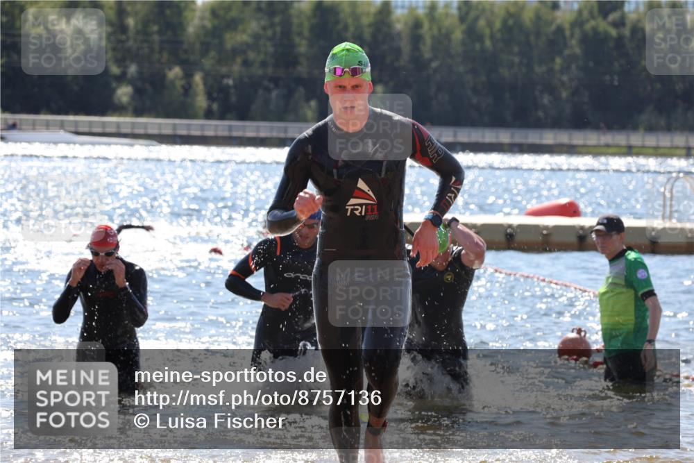 07.09.2025 - 19. Norderstedt Triathlon Luisa Fischer http://msf.ph/oto/8757136 07.09.2025 13:32:19 Schwimmen 993 meine-sportfotos.de