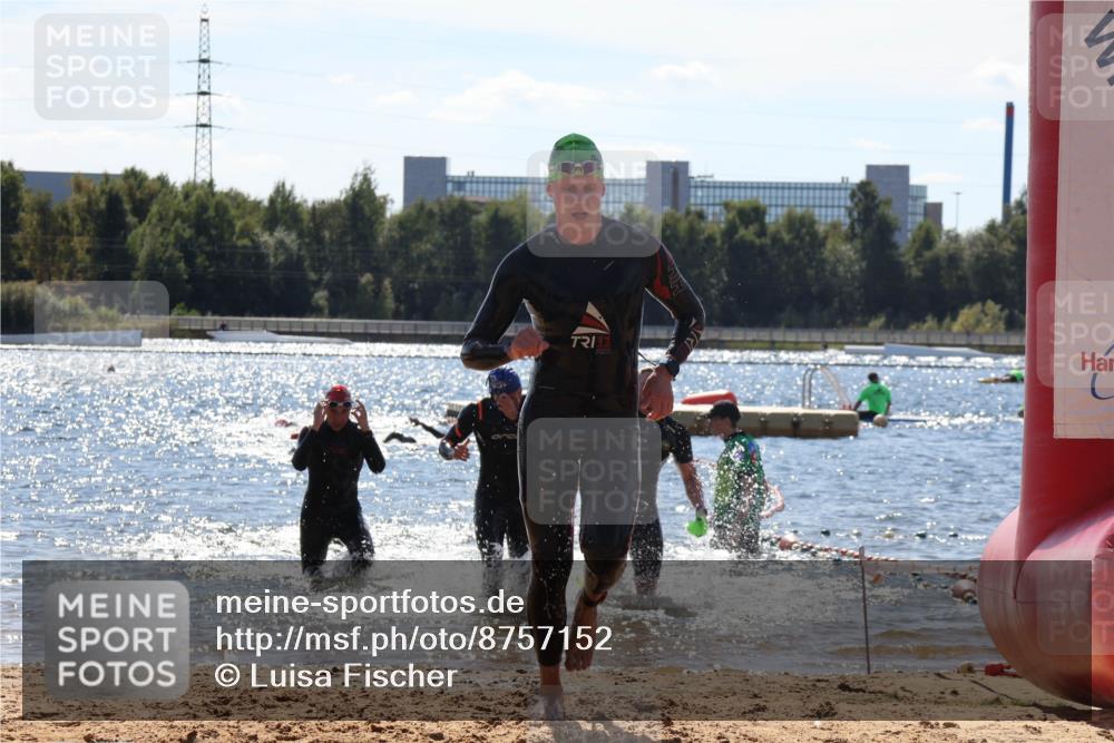 07.09.2025 - 19. Norderstedt Triathlon Luisa Fischer http://msf.ph/oto/8757152 07.09.2025 13:32:21 Schwimmen 993, 1010, 1416 meine-sportfotos.de