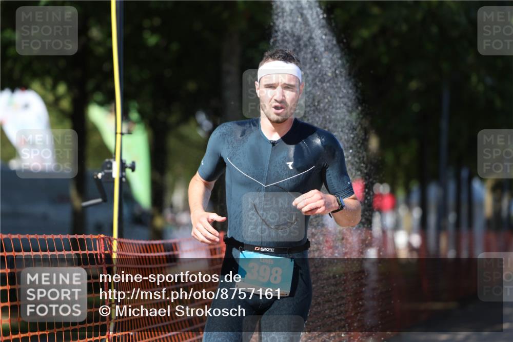 07.09.2025 - 19. Norderstedt Triathlon Michael Strokosch http://msf.ph/oto/8757161 07.09.2025 14:55:02 Laufen 398, 900 meine-sportfotos.de