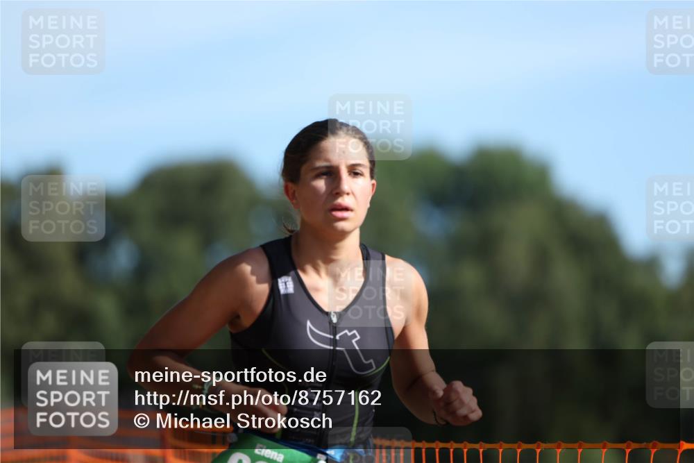07.09.2025 - 19. Norderstedt Triathlon Michael Strokosch http://msf.ph/oto/8757162 07.09.2025 10:42:46 Laufen 112, 690 meine-sportfotos.de