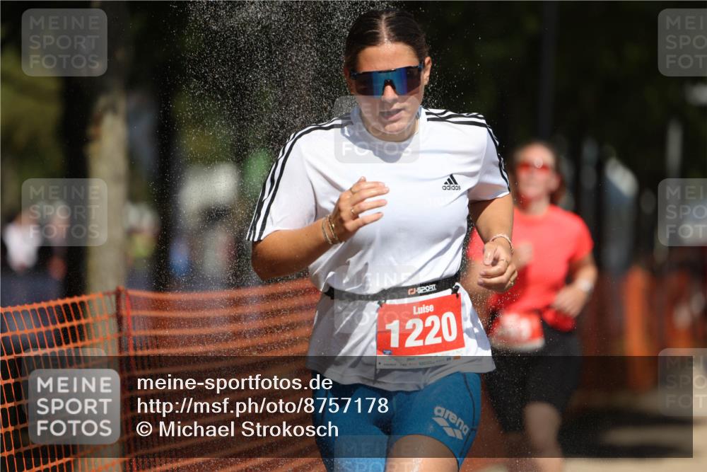 07.09.2025 - 19. Norderstedt Triathlon Michael Strokosch http://msf.ph/oto/8757178 07.09.2025 12:50:50 Laufen 188, 739, 792, 803, 1220, 1378 meine-sportfotos.de