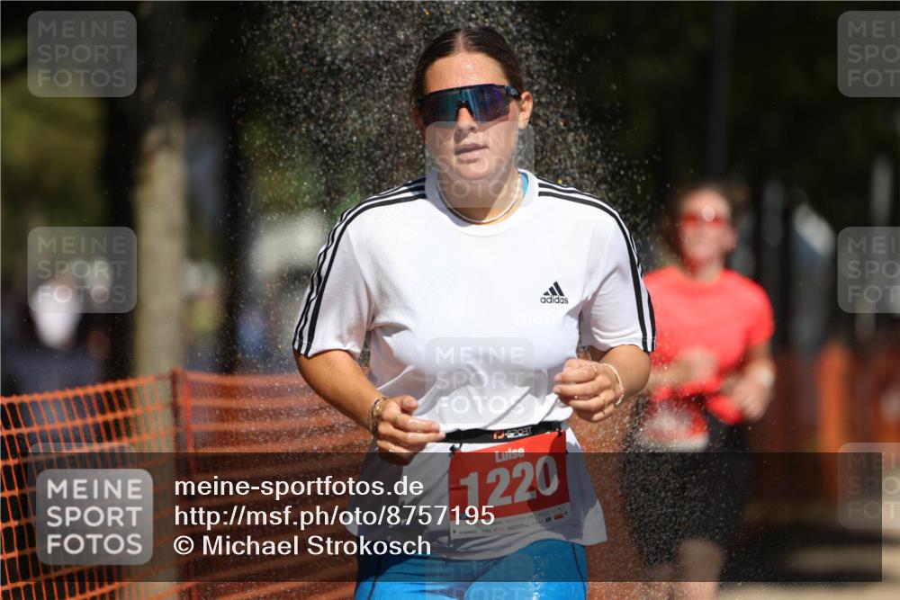 07.09.2025 - 19. Norderstedt Triathlon Michael Strokosch http://msf.ph/oto/8757195 07.09.2025 12:50:50 Laufen 188, 739, 792, 803, 1220, 1378 meine-sportfotos.de