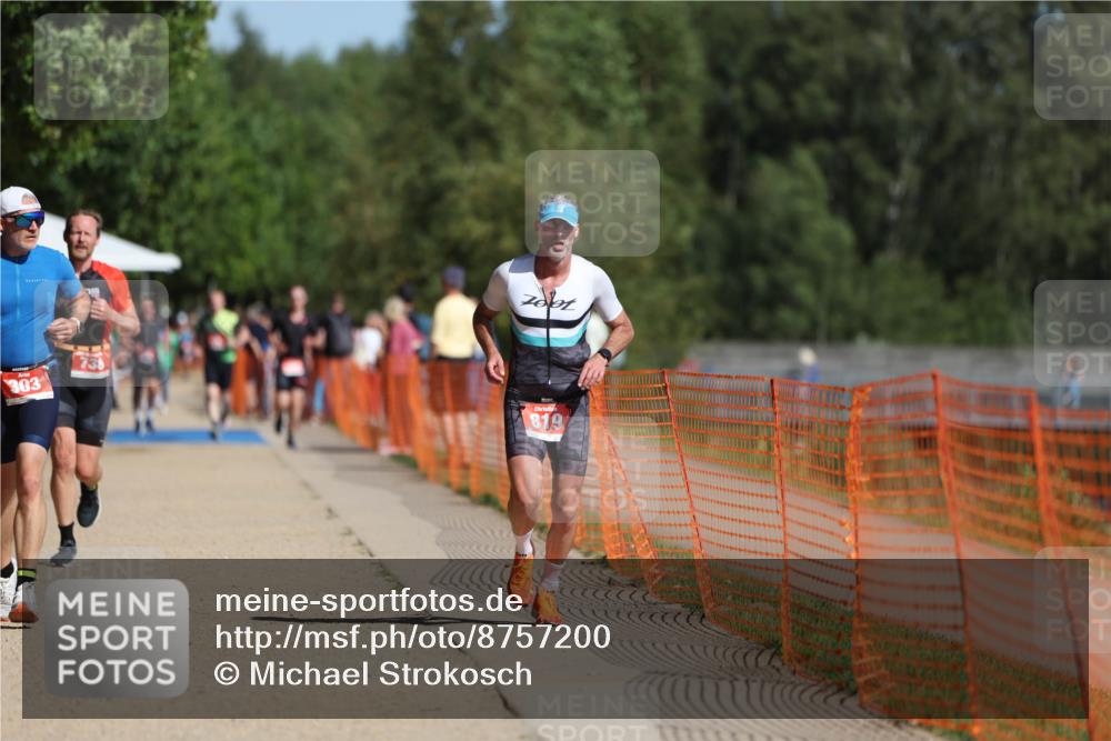 07.09.2025 - 19. Norderstedt Triathlon Michael Strokosch http://msf.ph/oto/8757200 07.09.2025 12:04:26 Laufen 191, 303, 736, 819 meine-sportfotos.de
