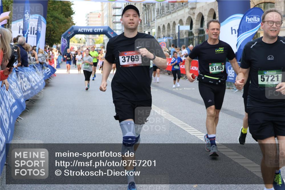07.09.2025 - BARMER Alsterlauf Strokosch-Dieckow http://msf.ph/oto/8757201 07.09.2025 10:13:45 Ziel 2073, 2264, 2296, 2403, 2688, 3236, 3346, 3503, 3504, 3697, 3734, 3735, 4489, 4553, 4699, 5277, 5278, 5447, 5468, 5830, 6165, 6282, 6284, 6329, 6331, 8195, 8224, 8226 meine-sportfotos.de
