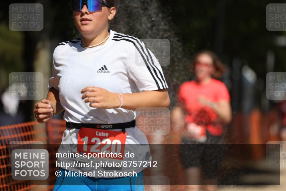 07.09.2025 - 19. Norderstedt Triathlon Michael Strokosch http://msf.ph/oto/8757212 07.09.2025 12:50:50 Laufen 188, 739, 792, 803, 1220, 1378 meine-sportfotos.de