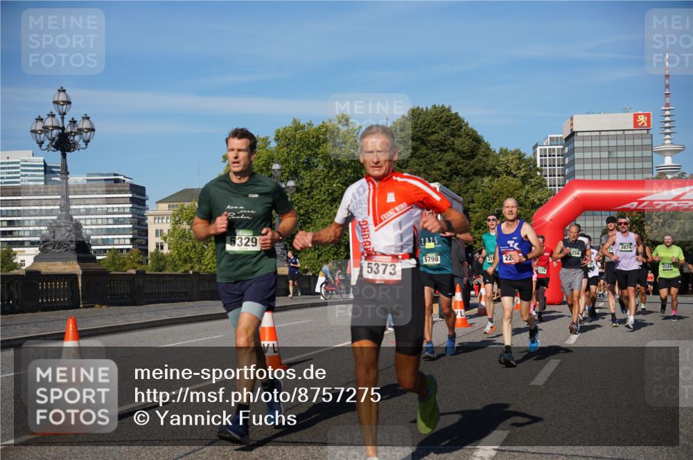 07.09.2025 - BARMER Alsterlauf Yannick Fuchs http://msf.ph/oto/8757275 07.09.2025 09:38:46 Laufen 5329, 5798, 31, 22, 5373, 2258, 3874, 4224 meine-sportfotos.de