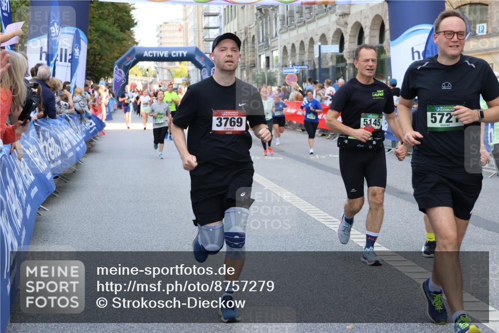 07.09.2025 - BARMER Alsterlauf Strokosch-Dieckow http://msf.ph/oto/8757279 07.09.2025 10:13:45 Ziel 2073, 2264, 2296, 2403, 2688, 3236, 3346, 3503, 3504, 3697, 3734, 3735, 4489, 4553, 4699, 5277, 5278, 5447, 5468, 5830, 6165, 6282, 6284, 6329, 6331, 8195, 8224, 8226 meine-sportfotos.de