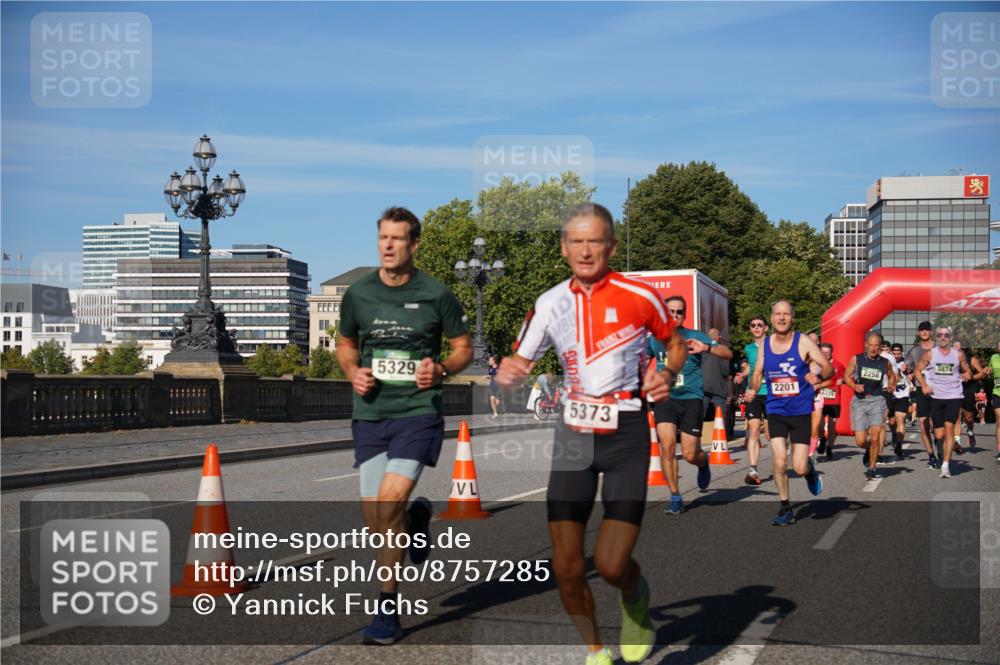 07.09.2025 - BARMER Alsterlauf Yannick Fuchs http://msf.ph/oto/8757285 07.09.2025 09:38:46 Laufen 5329, 5373, 2201, 3874, 2258, 6229 meine-sportfotos.de