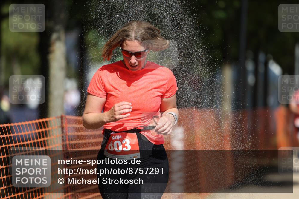 07.09.2025 - 19. Norderstedt Triathlon Michael Strokosch http://msf.ph/oto/8757291 07.09.2025 12:50:52 Laufen 188, 739, 803, 851, 1220 meine-sportfotos.de