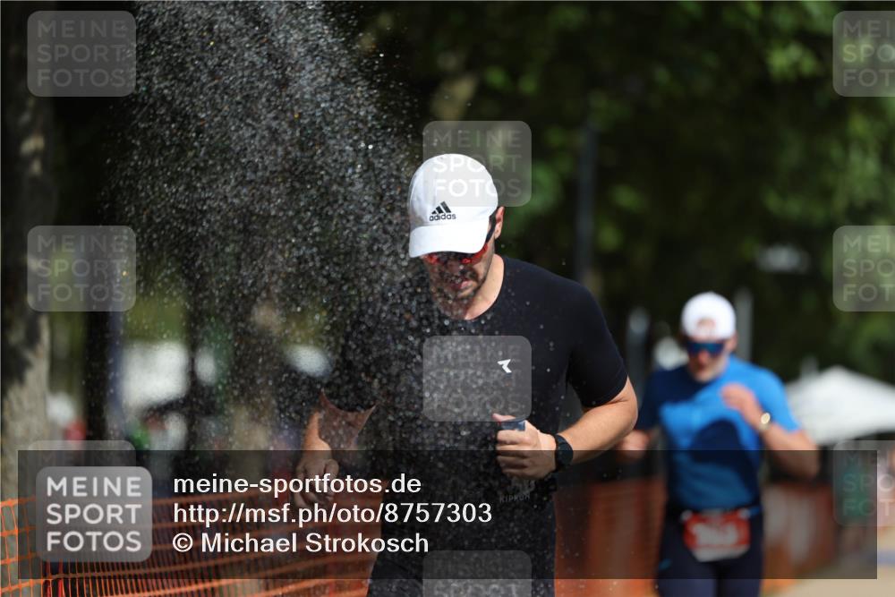 07.09.2025 - 19. Norderstedt Triathlon Michael Strokosch http://msf.ph/oto/8757303 07.09.2025 12:04:29 Laufen 191, 303, 736, 819 meine-sportfotos.de