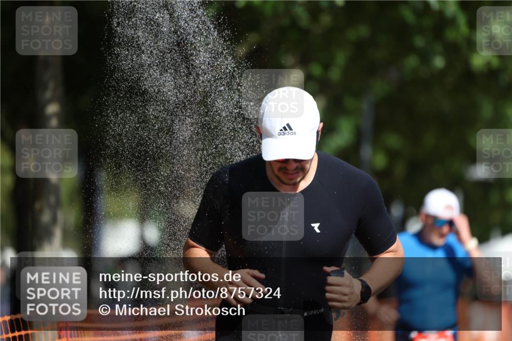 07.09.2025 - 19. Norderstedt Triathlon Michael Strokosch http://msf.ph/oto/8757324 07.09.2025 12:04:29 Laufen 191, 303, 736, 819 meine-sportfotos.de