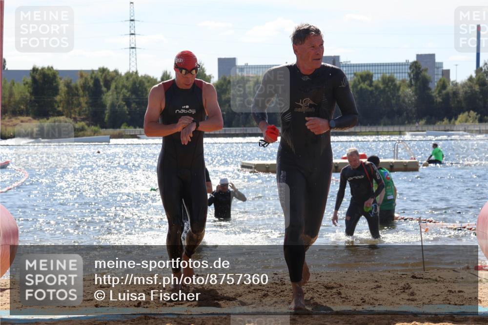 07.09.2025 - 19. Norderstedt Triathlon Luisa Fischer http://msf.ph/oto/8757360 07.09.2025 13:33:03 Schwimmen 400, 989, 992, 1027, 1438 meine-sportfotos.de