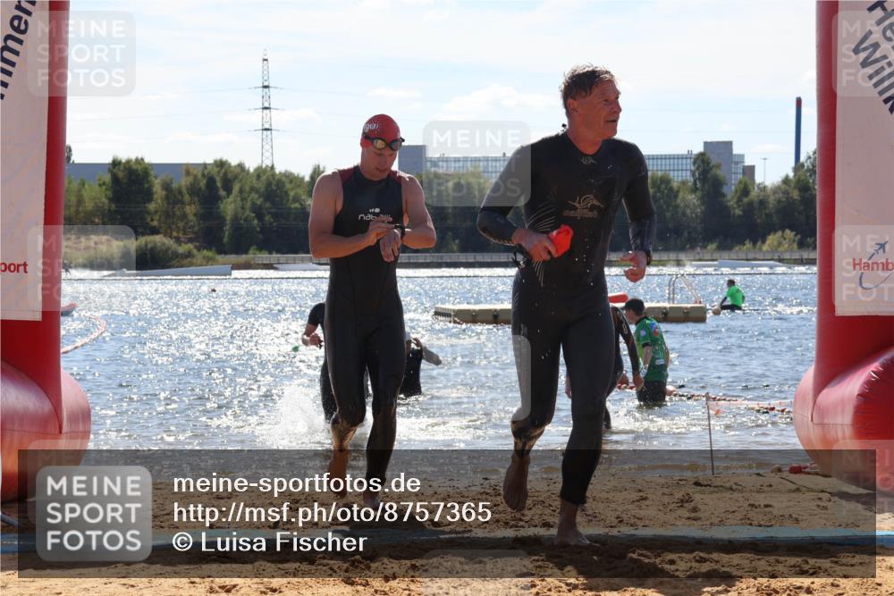 07.09.2025 - 19. Norderstedt Triathlon Luisa Fischer http://msf.ph/oto/8757365 07.09.2025 13:33:03 Schwimmen 400, 989, 992, 1027, 1438 meine-sportfotos.de