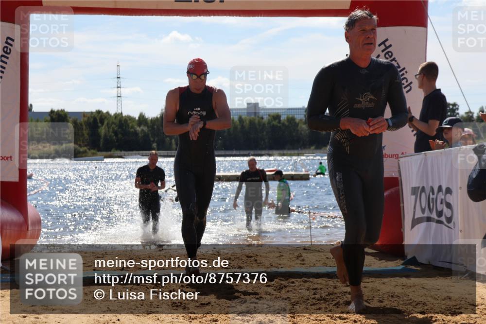 07.09.2025 - 19. Norderstedt Triathlon Luisa Fischer http://msf.ph/oto/8757376 07.09.2025 13:33:04 Schwimmen 400, 989, 992, 1027, 1438 meine-sportfotos.de
