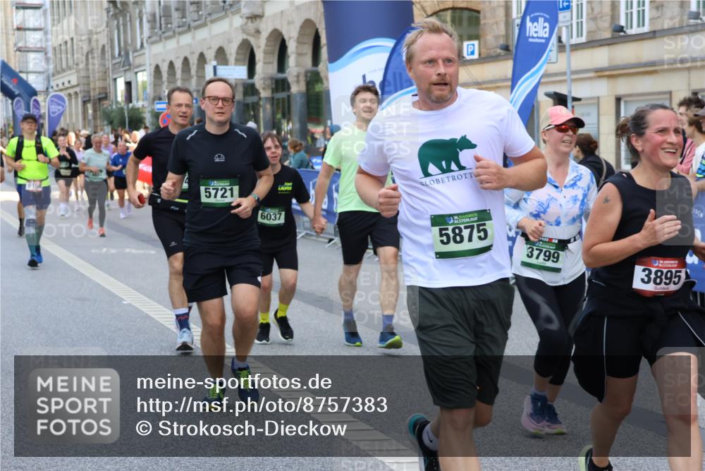 07.09.2025 - BARMER Alsterlauf Strokosch-Dieckow http://msf.ph/oto/8757383 07.09.2025 10:13:44 Ziel 2073, 2235, 2264, 2296, 2403, 2688, 3236, 3346, 3503, 3504, 3697, 3734, 3735, 4489, 4553, 4699, 5277, 5278, 5447, 5468, 5709, 5830, 6165, 6282, 6284, 6329, 6331, 8195, 8224, 8226 meine-sportfotos.de