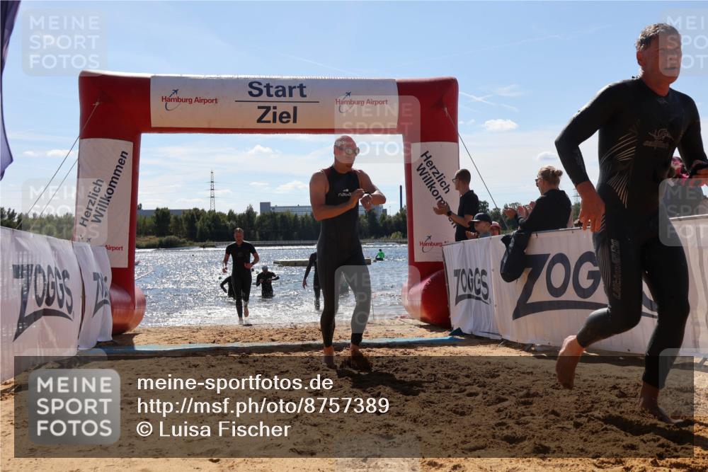 07.09.2025 - 19. Norderstedt Triathlon Luisa Fischer http://msf.ph/oto/8757389 07.09.2025 13:33:05 Schwimmen 400, 989, 992, 1027, 1438 meine-sportfotos.de