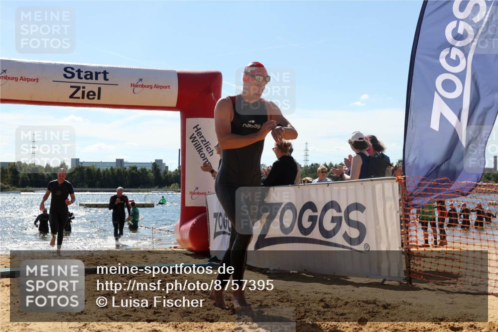 07.09.2025 - 19. Norderstedt Triathlon Luisa Fischer http://msf.ph/oto/8757395 07.09.2025 13:33:06 Schwimmen 400, 908, 989, 1027, 1438 meine-sportfotos.de
