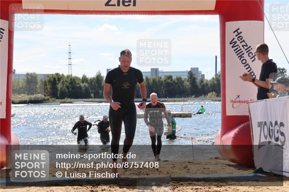 07.09.2025 - 19. Norderstedt Triathlon Luisa Fischer http://msf.ph/oto/8757408 07.09.2025 13:33:08 Schwimmen 400, 908, 989, 1020, 1027, 1438 meine-sportfotos.de