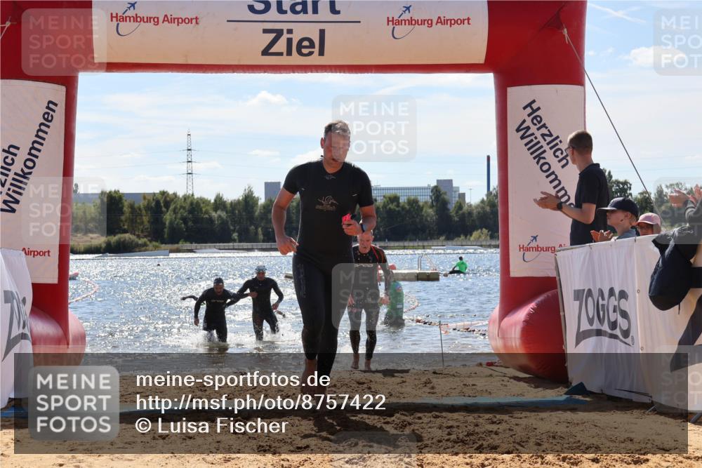 07.09.2025 - 19. Norderstedt Triathlon Luisa Fischer http://msf.ph/oto/8757422 07.09.2025 13:33:08 Schwimmen 400, 908, 989, 1020, 1027, 1438 meine-sportfotos.de