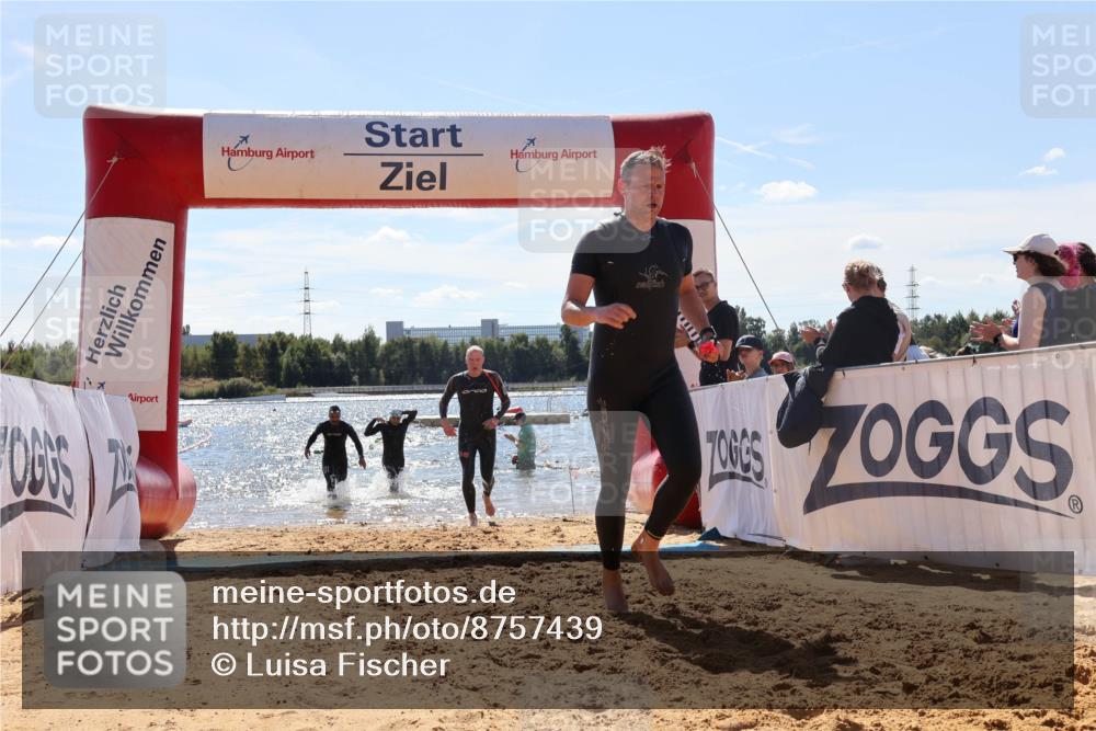 07.09.2025 - 19. Norderstedt Triathlon Luisa Fischer http://msf.ph/oto/8757439 07.09.2025 13:33:09 Schwimmen 400, 908, 989, 1020, 1027, 1438 meine-sportfotos.de