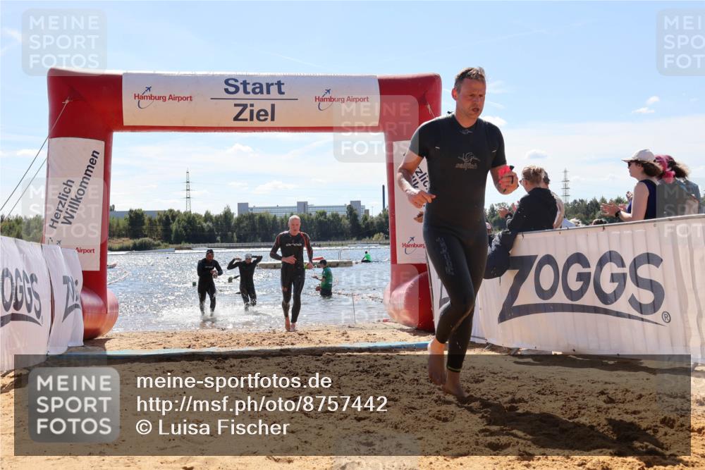 07.09.2025 - 19. Norderstedt Triathlon Luisa Fischer http://msf.ph/oto/8757442 07.09.2025 13:33:10 Schwimmen 908, 989, 990, 1020, 1027, 1438 meine-sportfotos.de