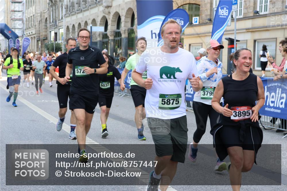 07.09.2025 - BARMER Alsterlauf Strokosch-Dieckow http://msf.ph/oto/8757447 07.09.2025 10:13:44 Ziel 2073, 2235, 2264, 2296, 2403, 2688, 3236, 3346, 3503, 3504, 3697, 3734, 3735, 4489, 4553, 4699, 5277, 5278, 5447, 5468, 5709, 5830, 6165, 6282, 6284, 6329, 6331, 8195, 8224, 8226 meine-sportfotos.de