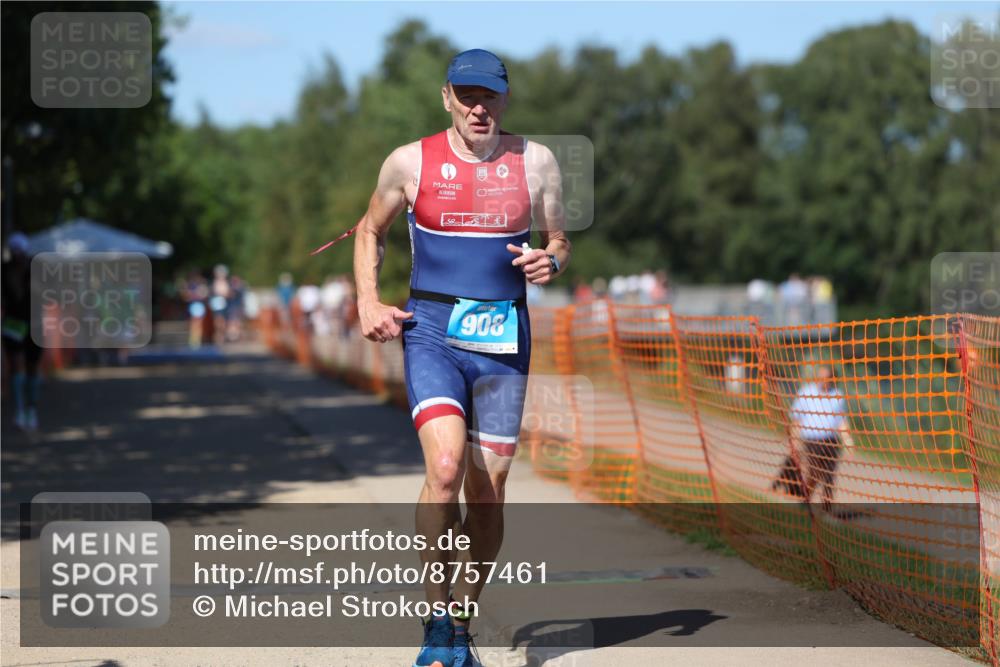 07.09.2025 - 19. Norderstedt Triathlon Michael Strokosch http://msf.ph/oto/8757461 07.09.2025 14:55:24 Laufen 908, 972, 1027 meine-sportfotos.de